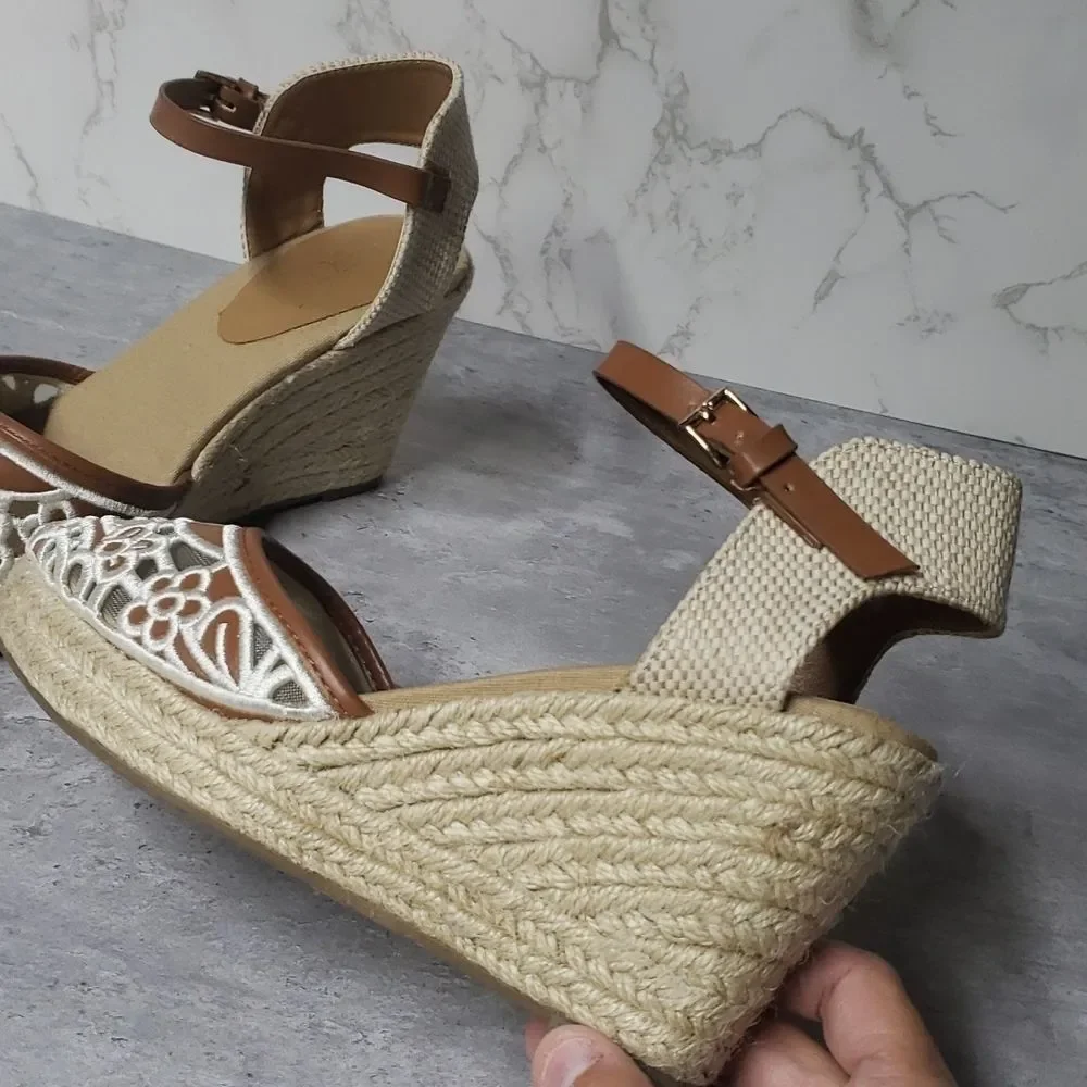 Cato Wedge espidille sandals